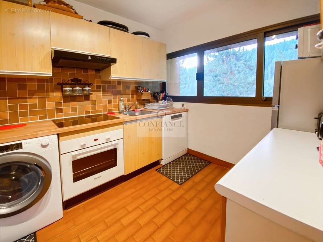 Appartement à SAINT-ETIENNE-DE-TINEE