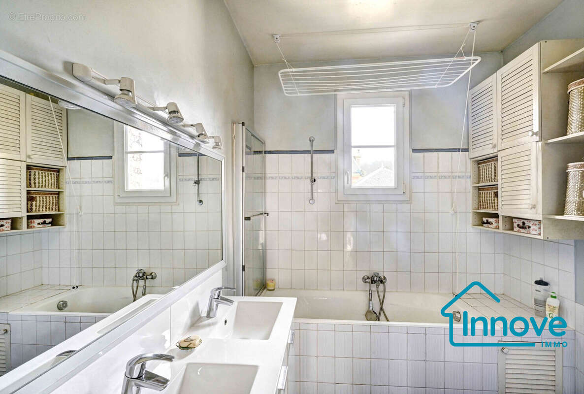 Appartement à VERSAILLES