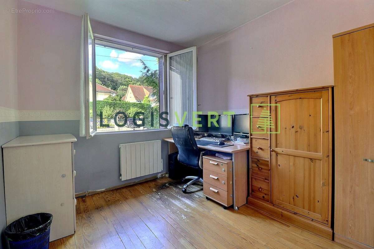 Maison à BURES-SUR-YVETTE