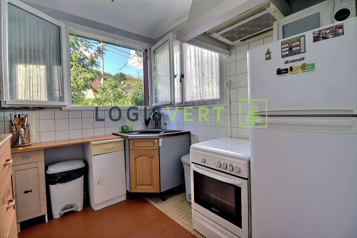 Maison à BURES-SUR-YVETTE