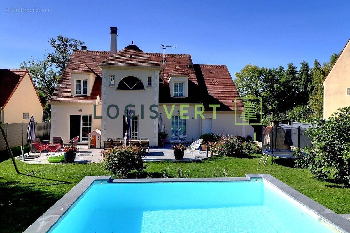 Maison à GIF-SUR-YVETTE