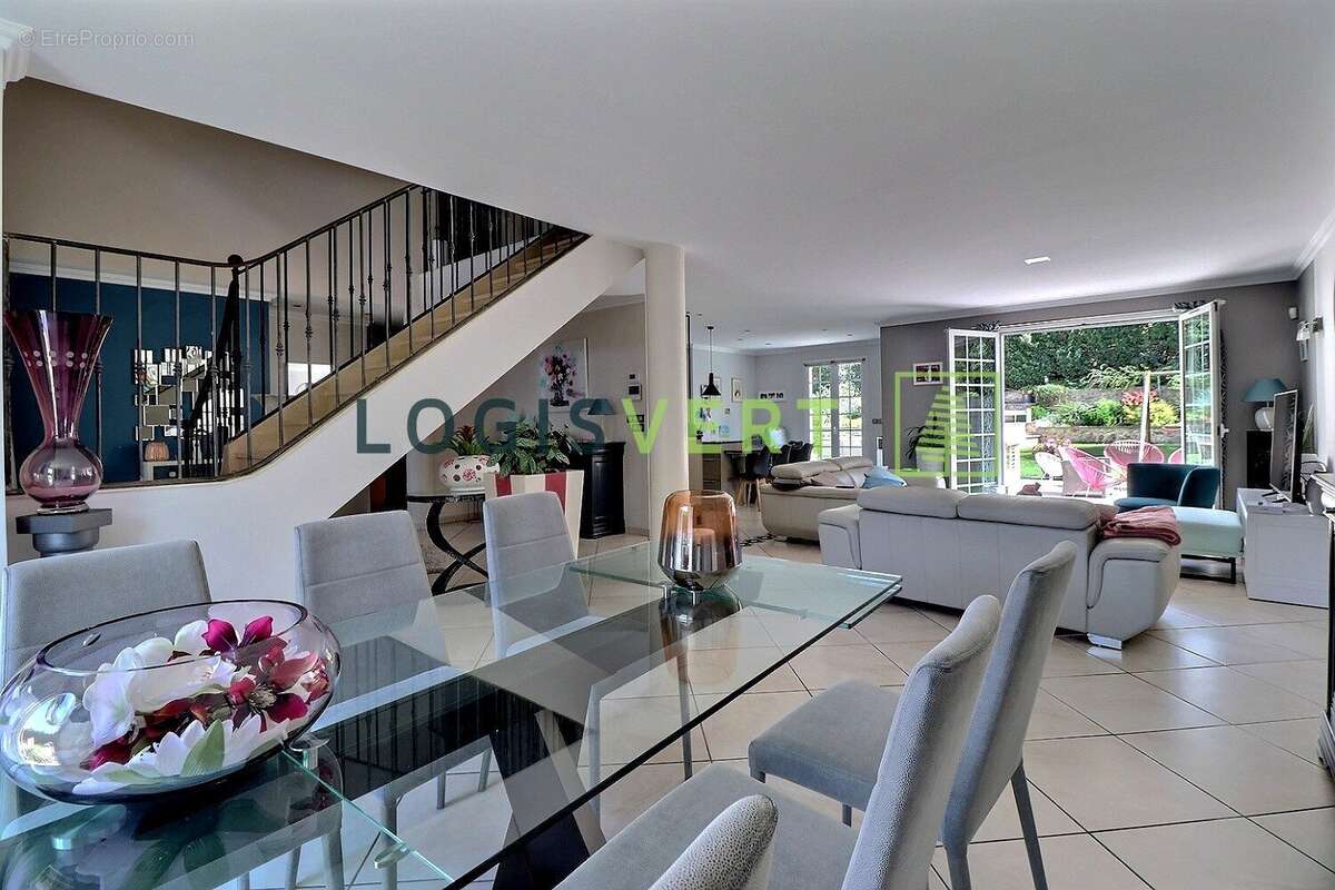 Maison à GIF-SUR-YVETTE