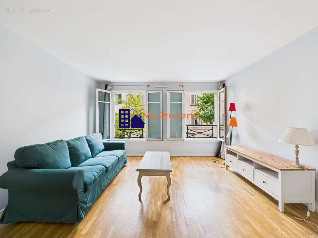 Appartement à SARTROUVILLE