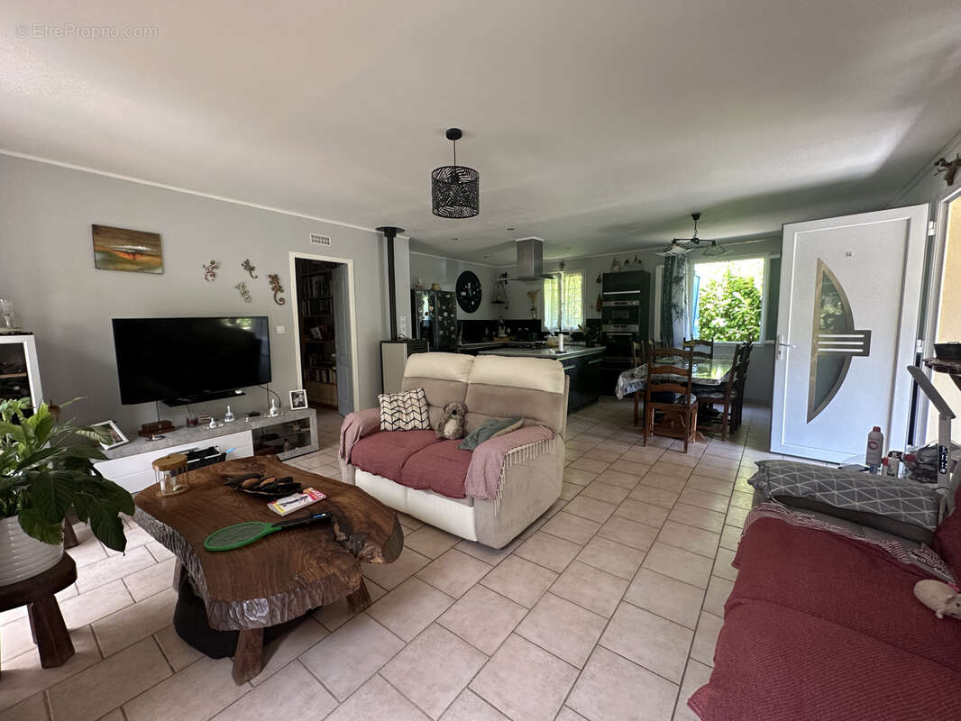 Maison à MONTFORT-SUR-ARGENS