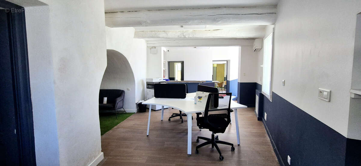 Commerce à SAINT-MATHIEU-DE-TREVIERS