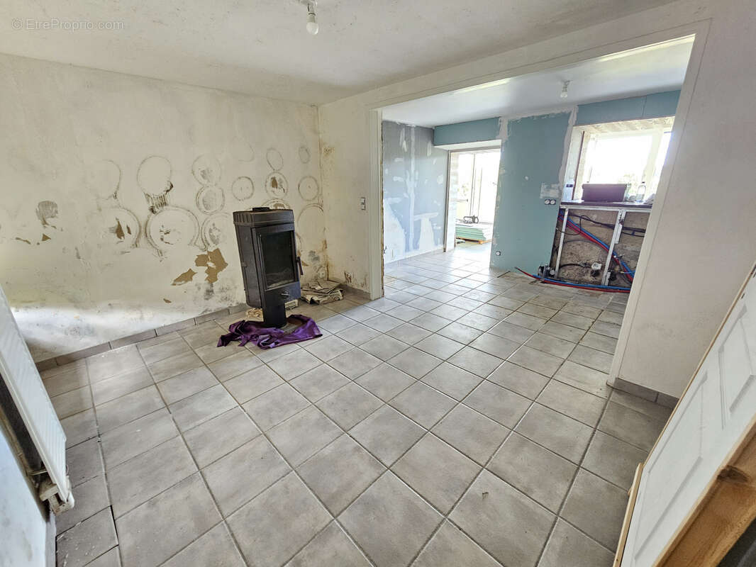 Maison à LA CHAPELLE-BICHE