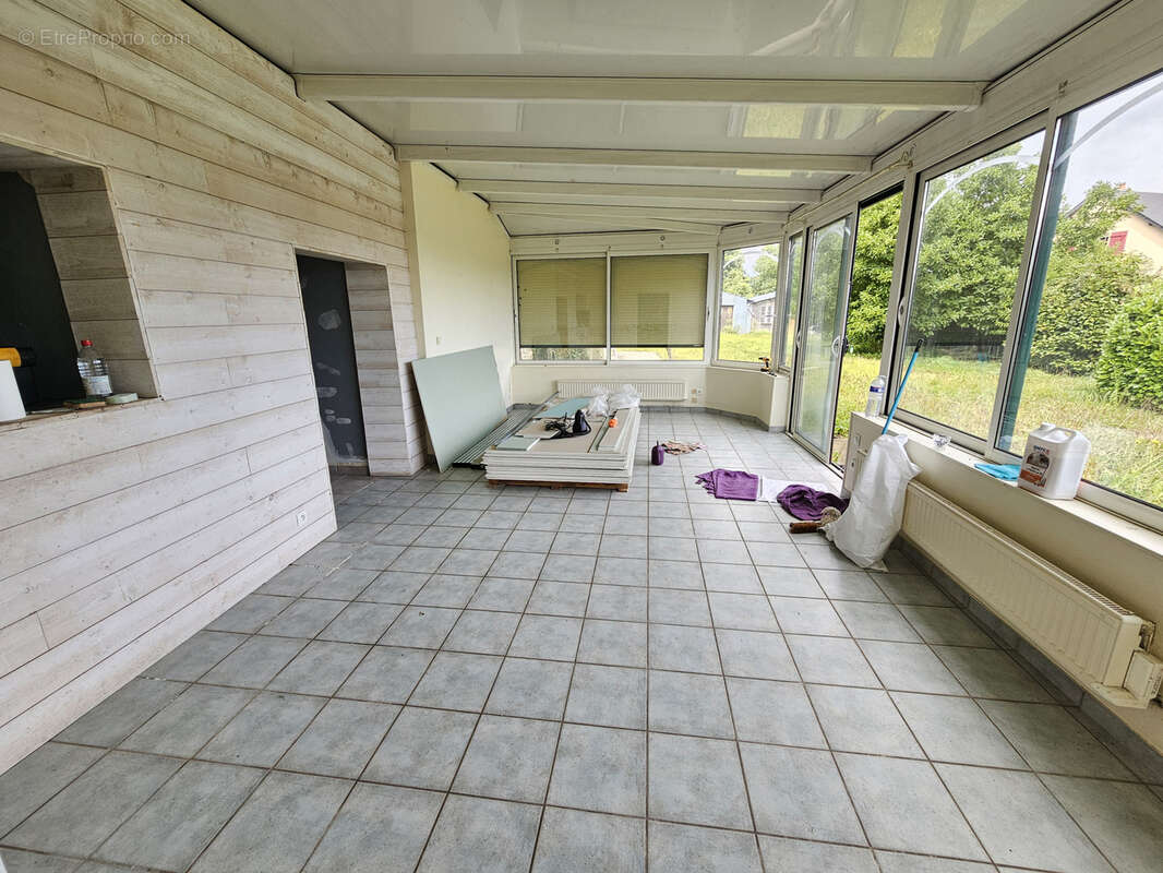 Maison à LA CHAPELLE-BICHE