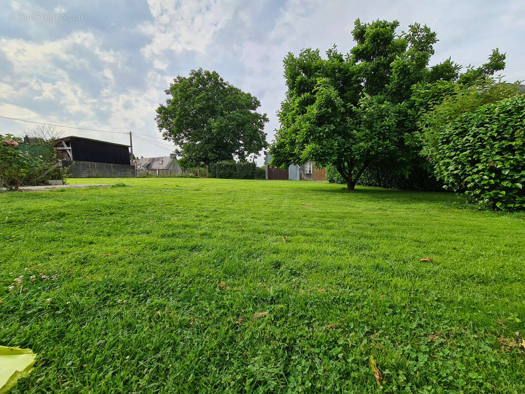 Maison à LA CHAPELLE-BICHE