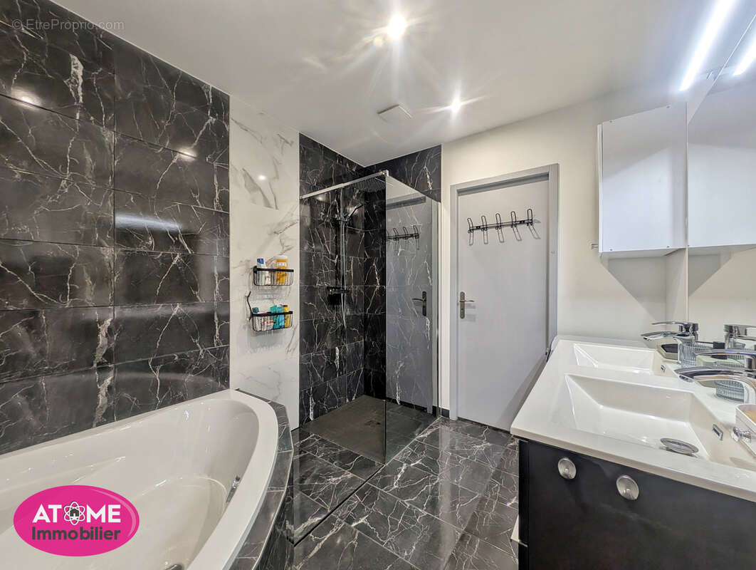 Appartement à LAXOU