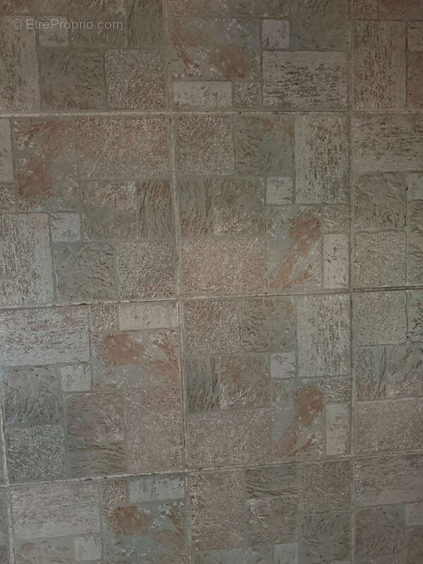 Maison à GOUTTIERES