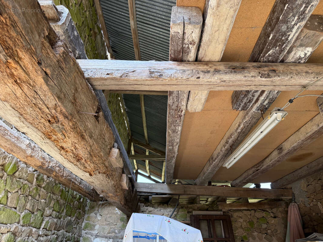 Maison à GOUTTIERES