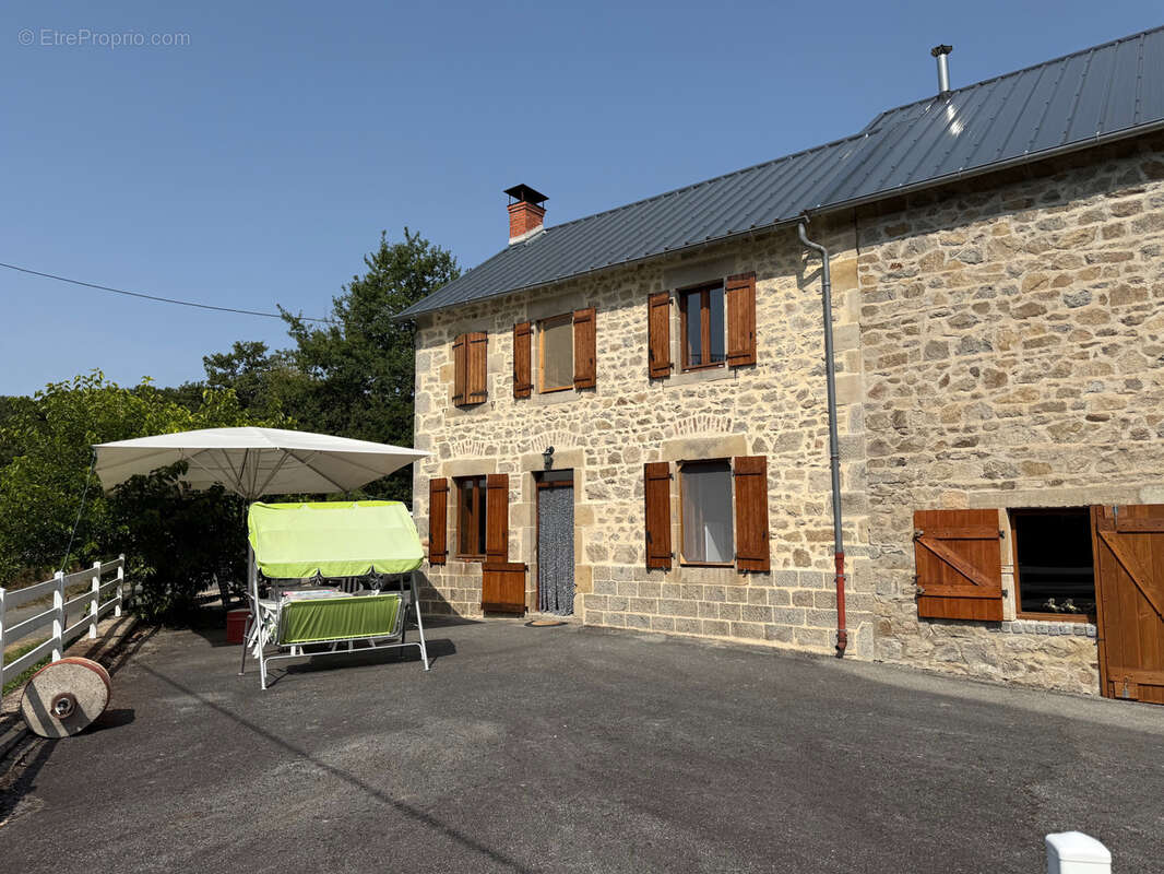 Maison à GOUTTIERES