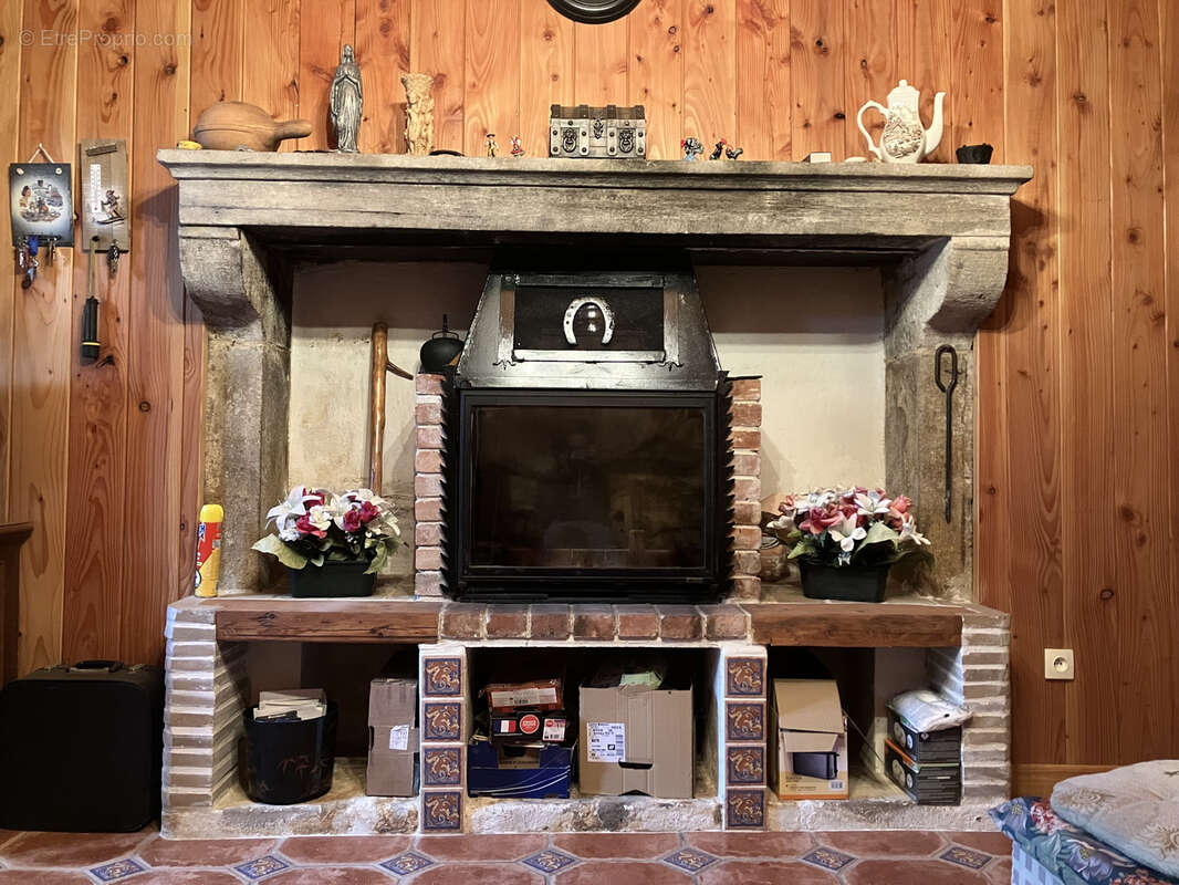 Maison à GOUTTIERES