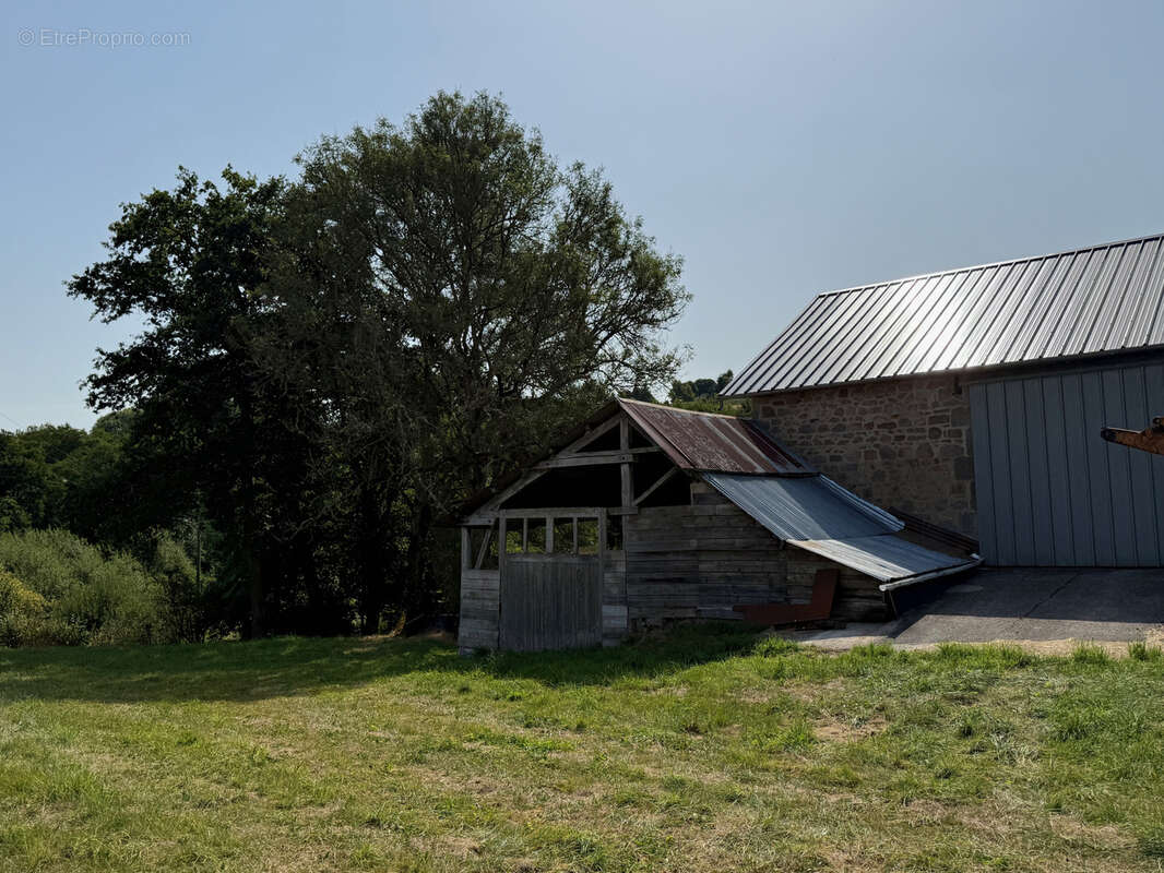 Maison à GOUTTIERES