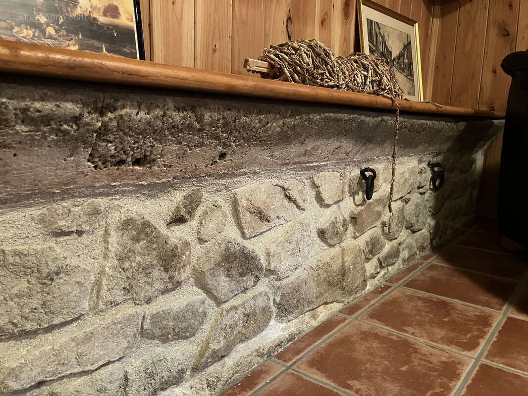 Maison à GOUTTIERES