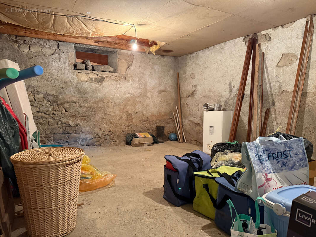 Maison à GOUTTIERES