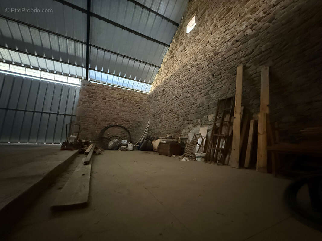 Maison à GOUTTIERES