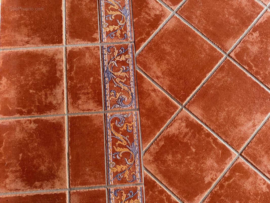 Maison à GOUTTIERES