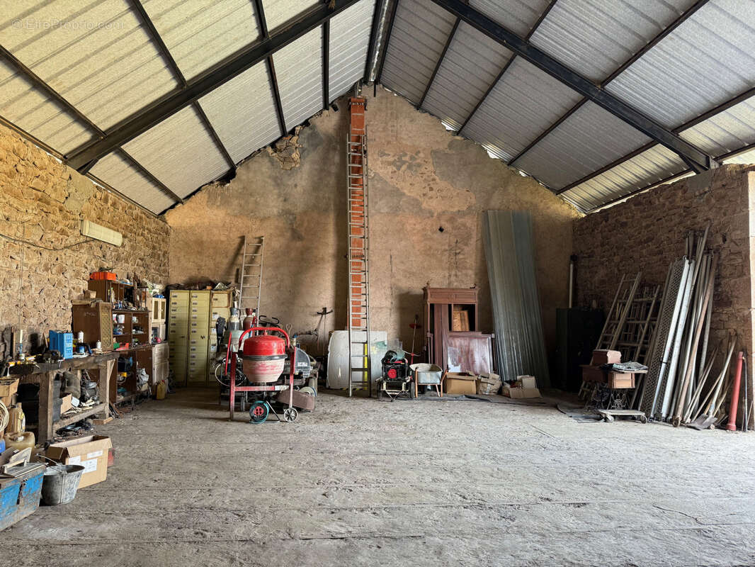 Maison à GOUTTIERES