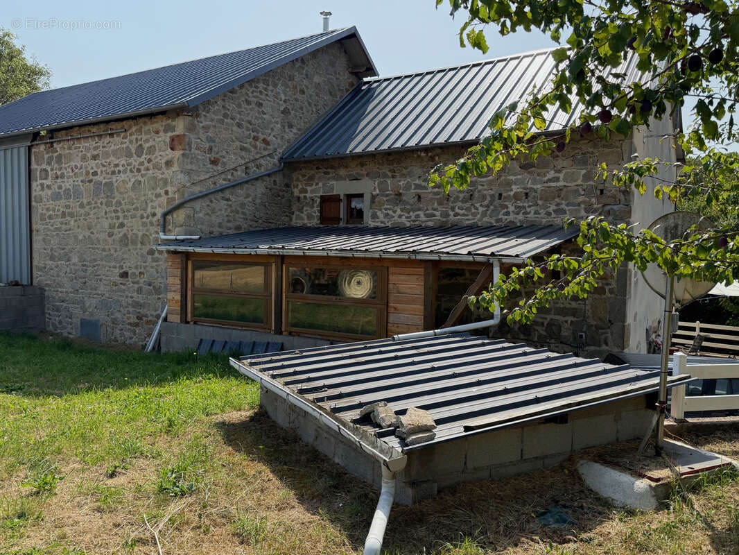 Maison à GOUTTIERES