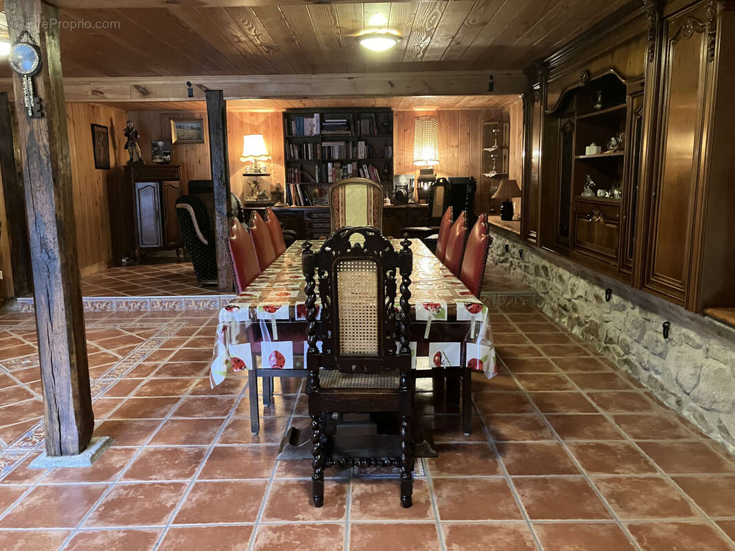 Maison à GOUTTIERES