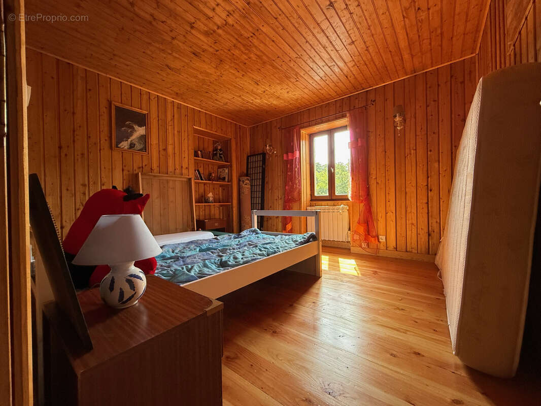 Maison à GOUTTIERES