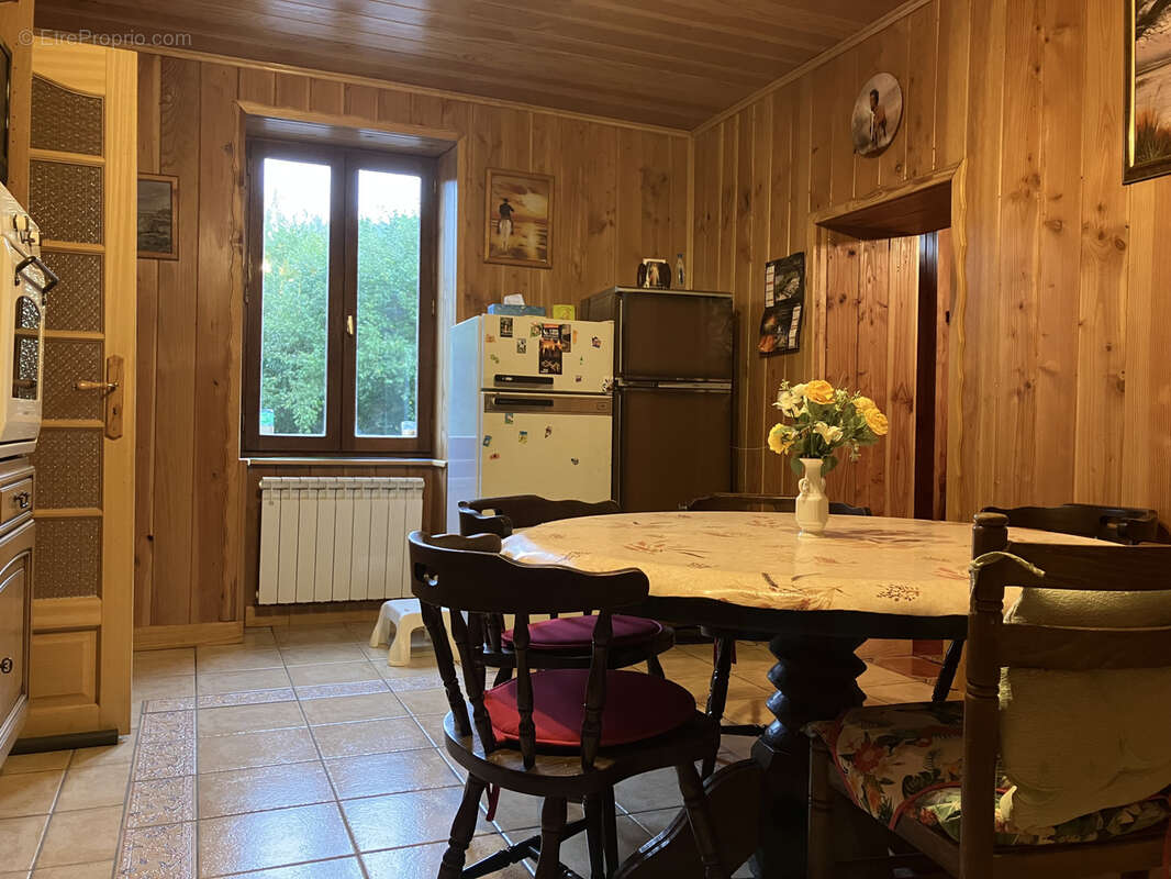 Maison à GOUTTIERES