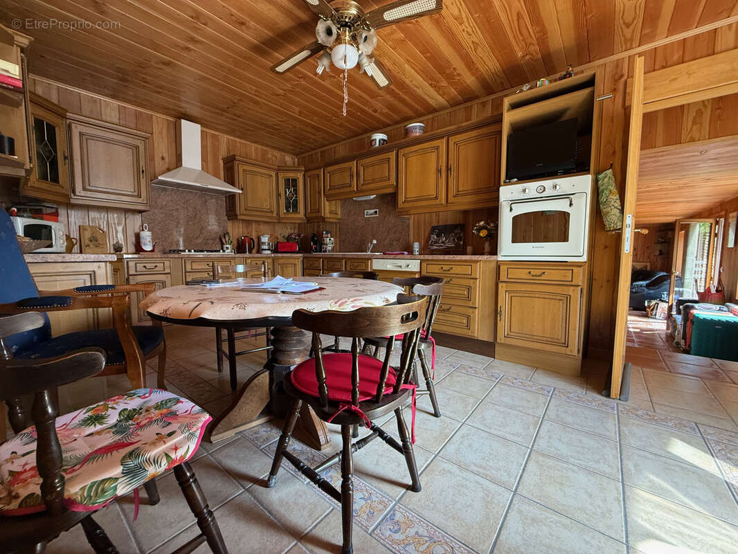 Maison à GOUTTIERES