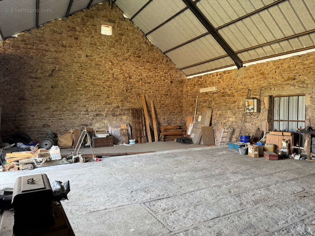 Maison à GOUTTIERES