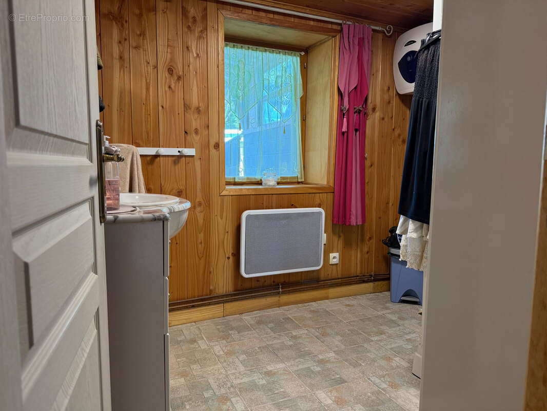 Maison à GOUTTIERES