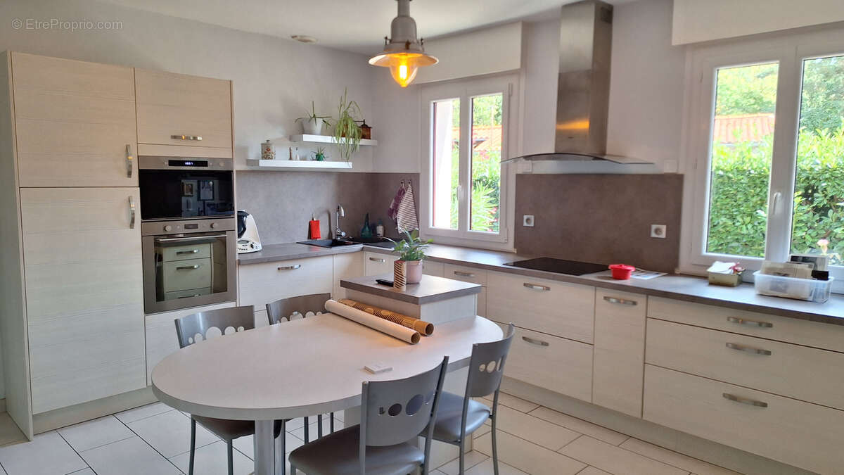 Maison à SAINT-JULIEN-DE-CONCELLES