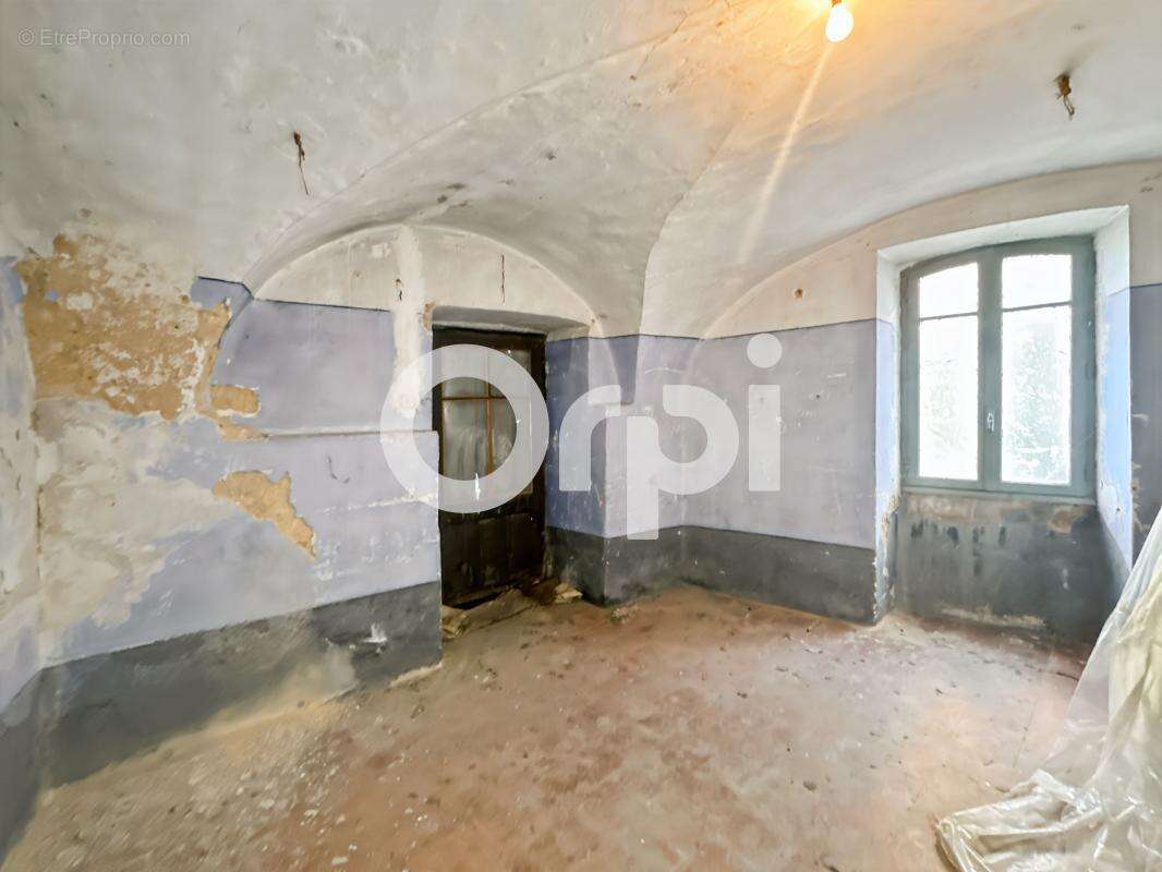 Maison à VALLON-PONT-D&#039;ARC