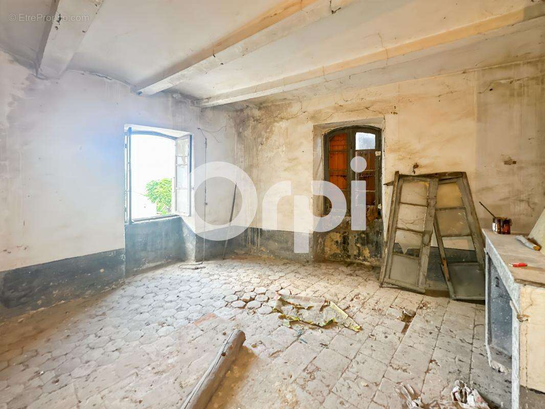 Maison à VALLON-PONT-D&#039;ARC