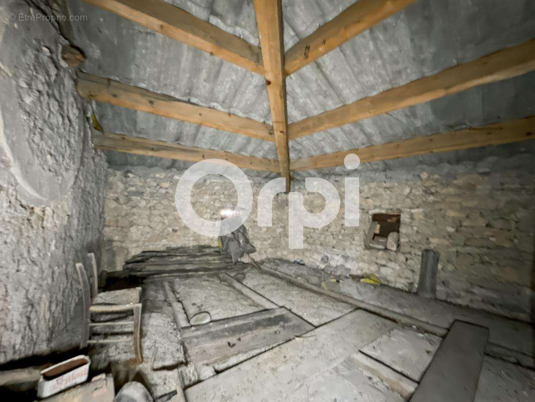 Maison à VALLON-PONT-D&#039;ARC