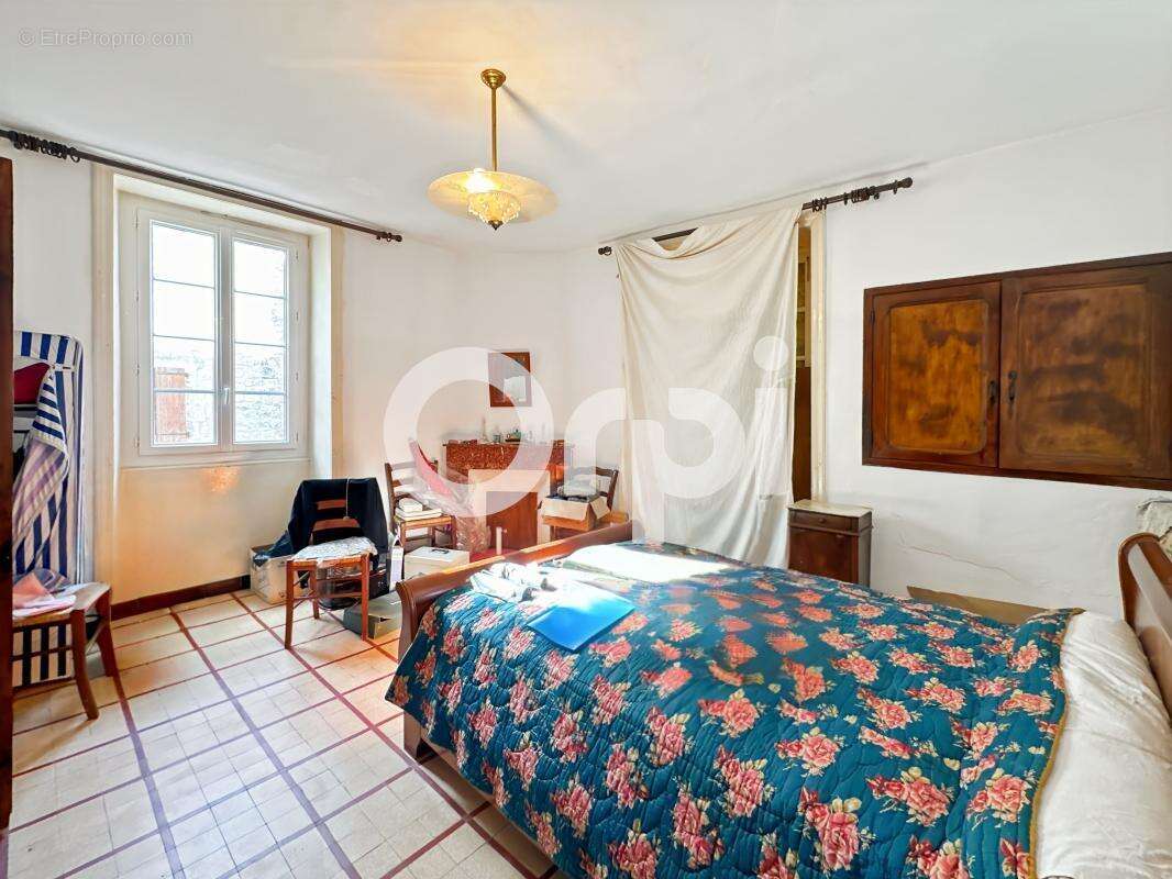 Maison à VALLON-PONT-D&#039;ARC