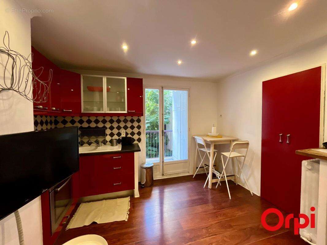 Appartement à MARSEILLE-7E