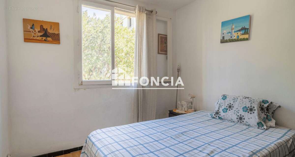 Appartement à MARSEILLE-9E