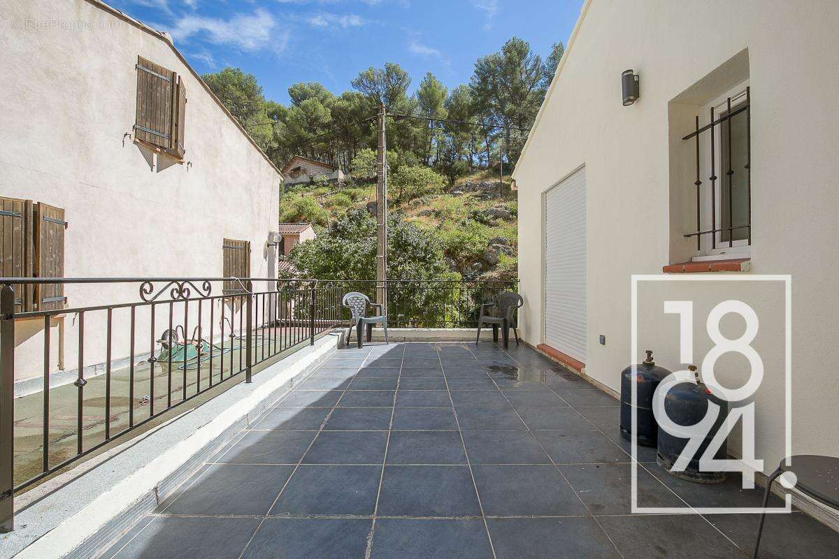 Maison à MARSEILLE-11E