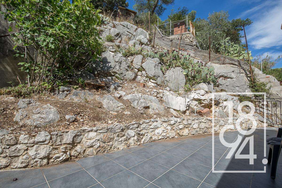 Maison à MARSEILLE-11E