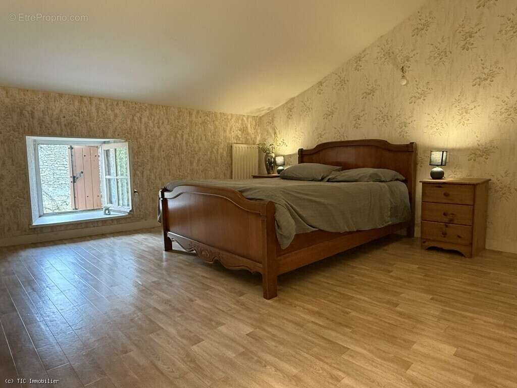 Maison à VILLEFAGNAN