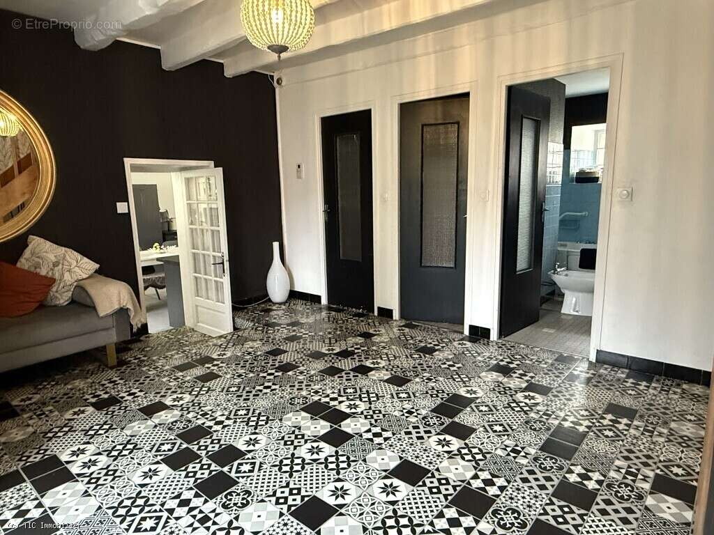 Maison à VILLEFAGNAN