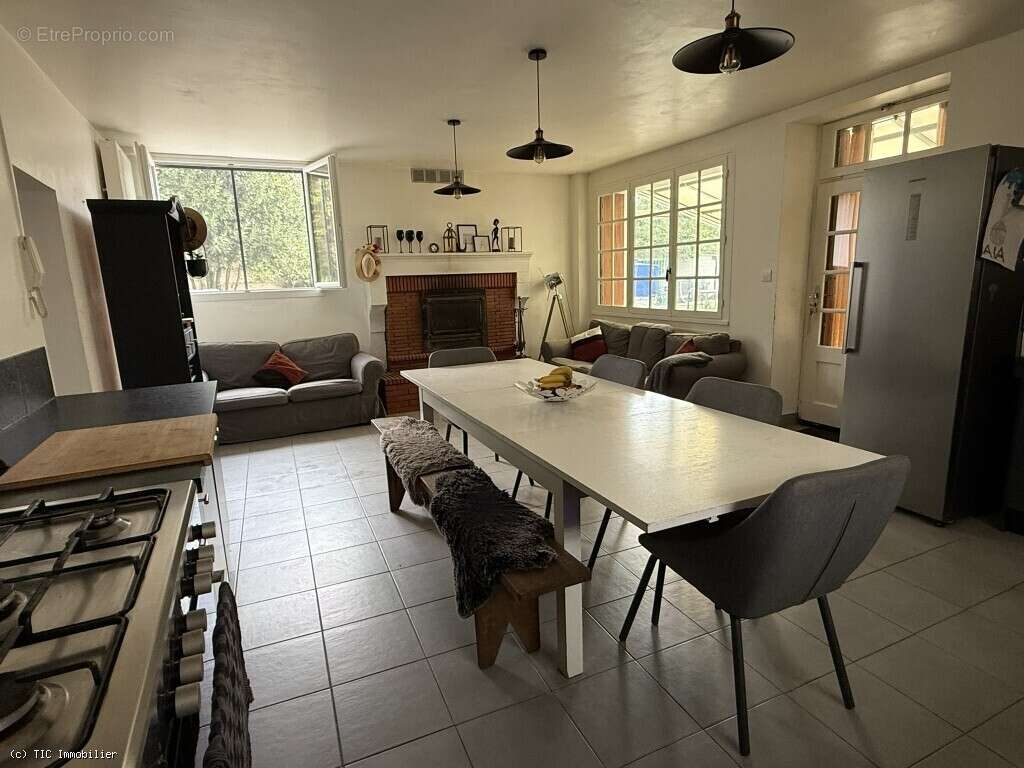 Maison à VILLEFAGNAN