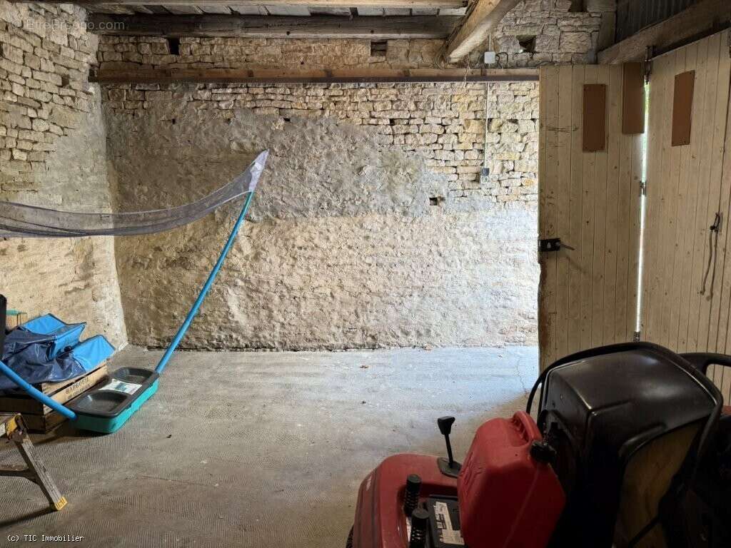 Maison à VILLEFAGNAN