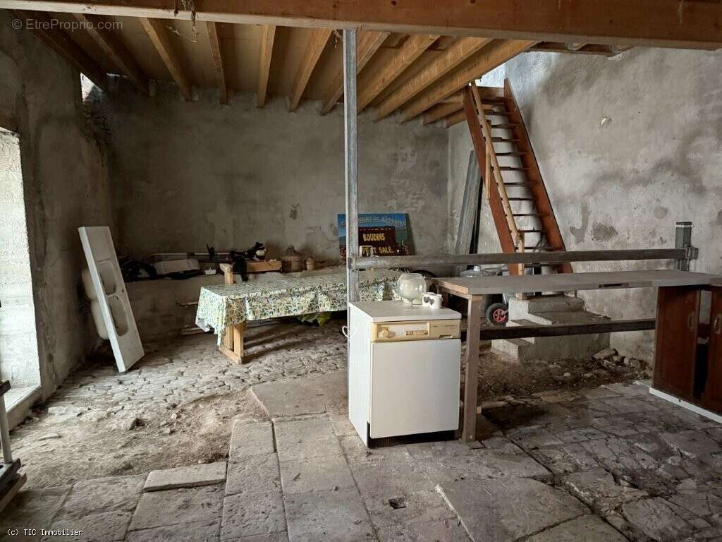 Maison à VILLEFAGNAN