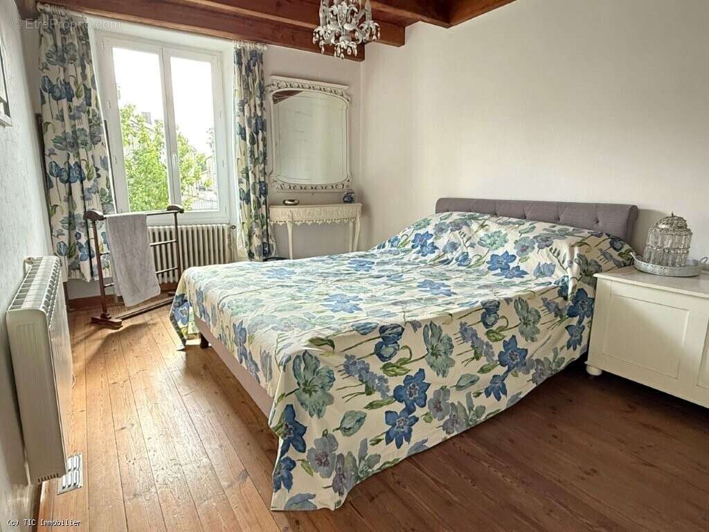 Maison à VILLEFAGNAN