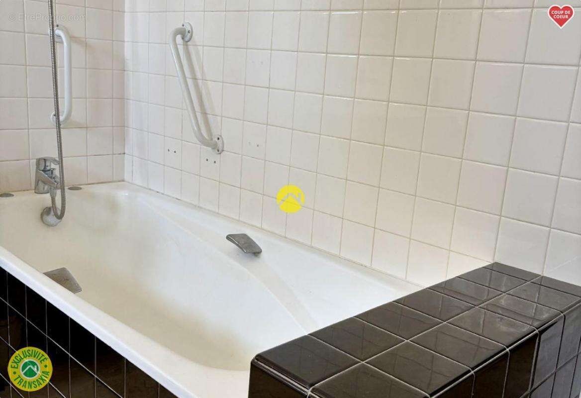 Maison à SAINTE-ALVERE