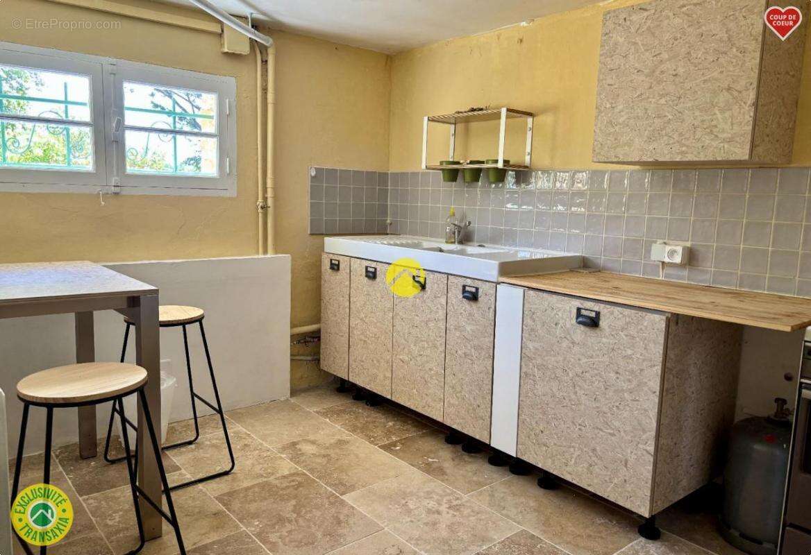 Maison à SAINTE-ALVERE