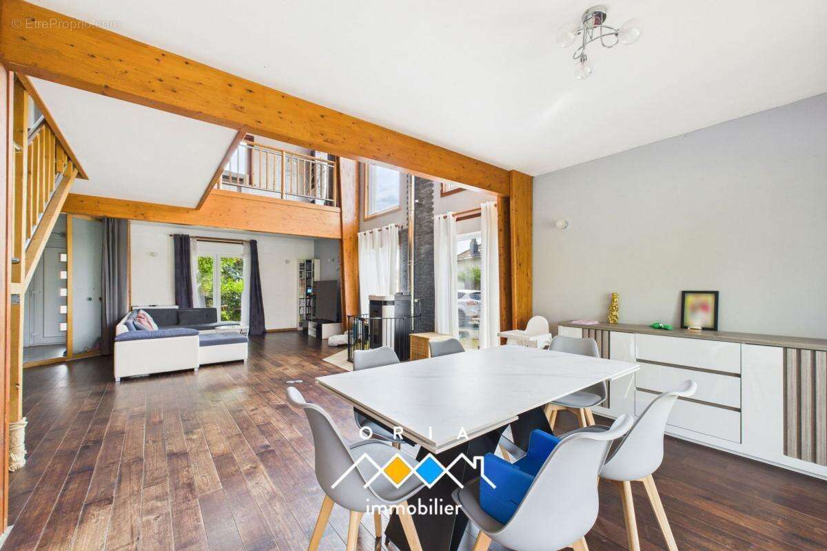 Maison à CHAMBLEY-BUSSIERES