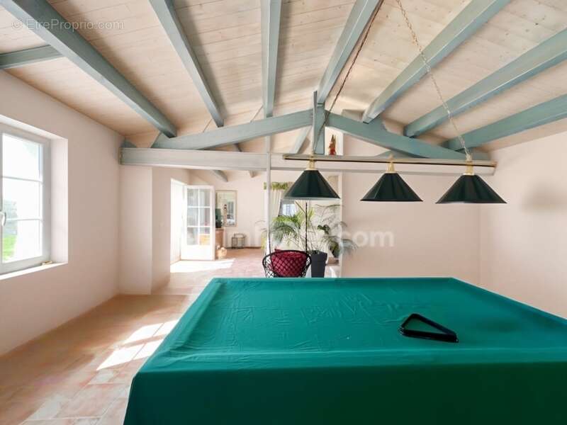 Maison à SAINT-CLEMENT-DES-BALEINES