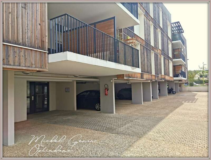 Appartement à MENUCOURT